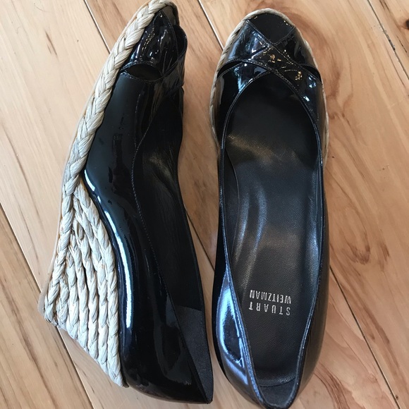 Stuart Weitzman Shoes - Stuart Weitzman patent leather platform shoes